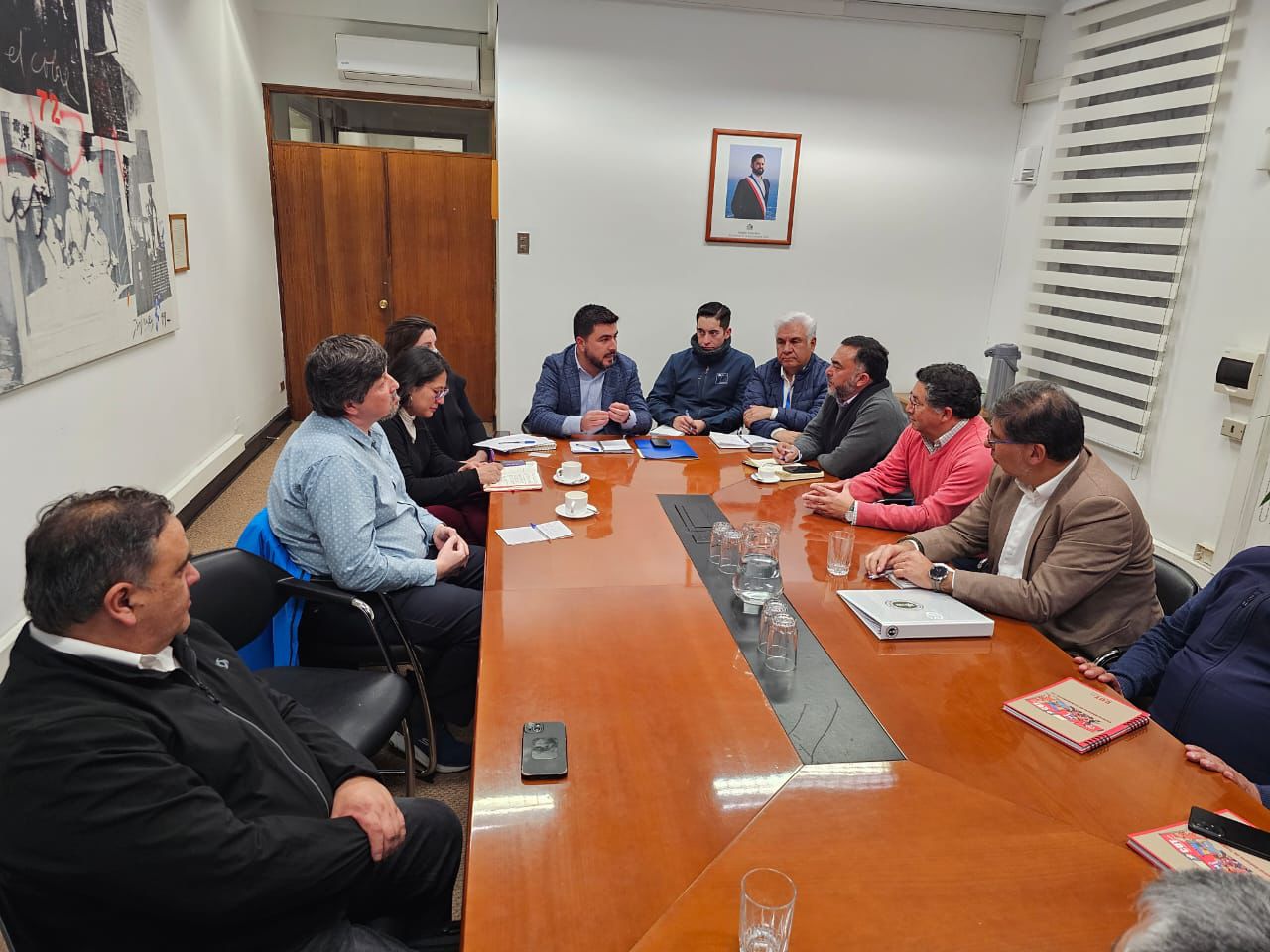 Sindicato de Trabajadores de ENAP se reunió en Santiago con Gerente de la empresa y el Director General del Trabajo. Se abordaron recientes despidos