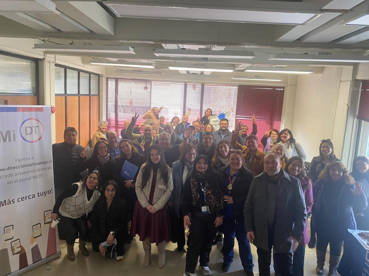 Directiva del Sindicato de Trabajadores de Enap Magallanes participa en exposición sobre reducción de jornada laboral y prevención de acoso en Valparaíso